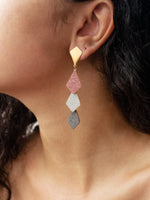 DEEBY EARRING